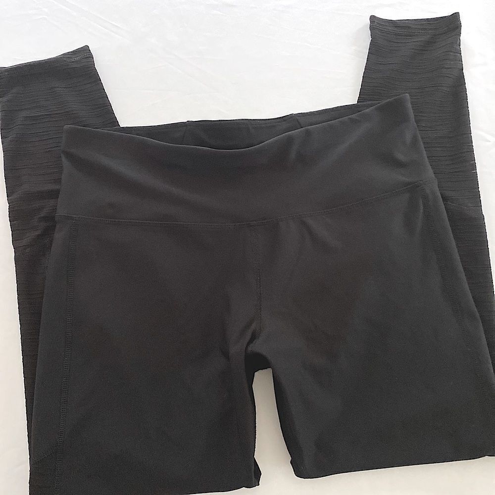 Moret Ultra Black Mesh Panel Leggings EUC L